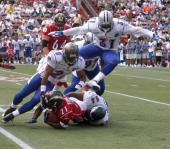 2006_Pro_Bowl_tackle.jpg