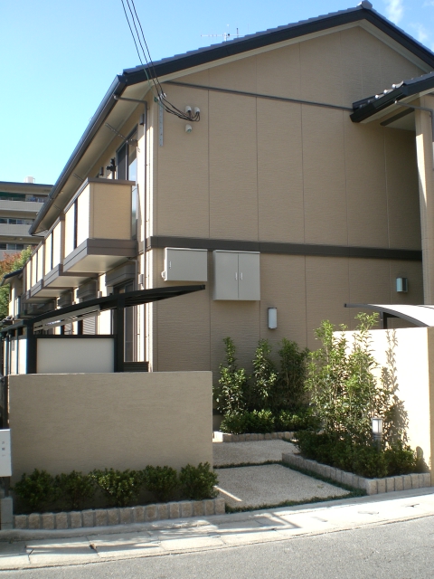 学校へ徒歩１０分以内で到着！