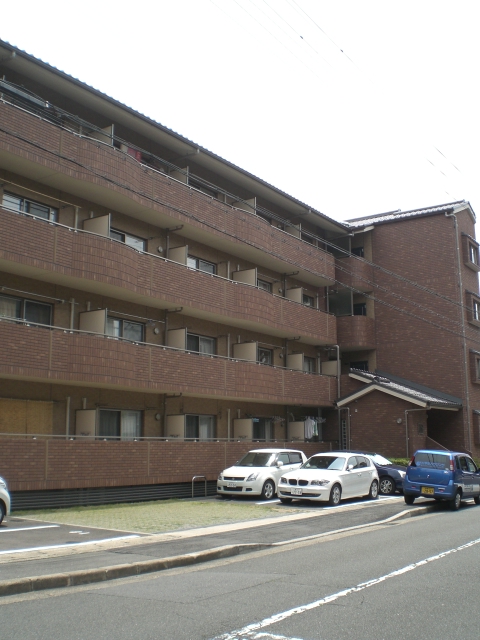 オートロック・エレベーター付