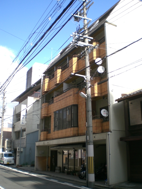 女性専用・烏丸御池駅徒歩圏