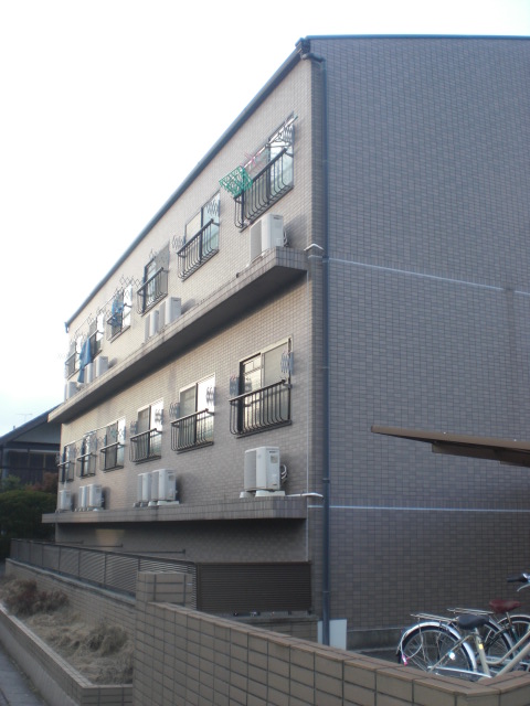 クリヨン II