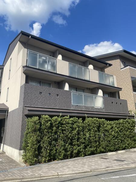 ランブラス衣笠