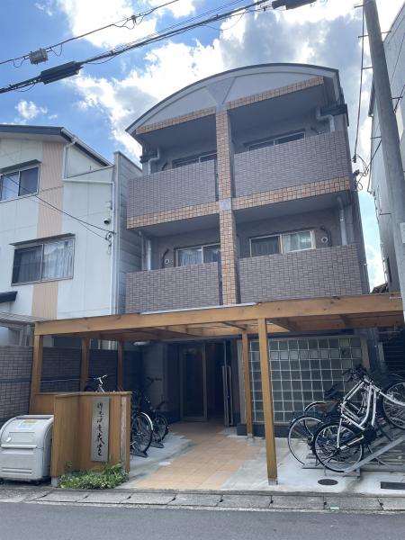 作思以度　衣笠