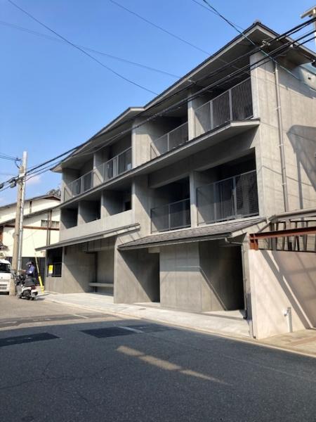 STANDZ金閣寺前