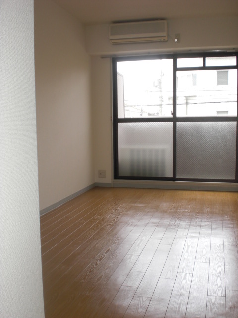 ソレーユコニシ