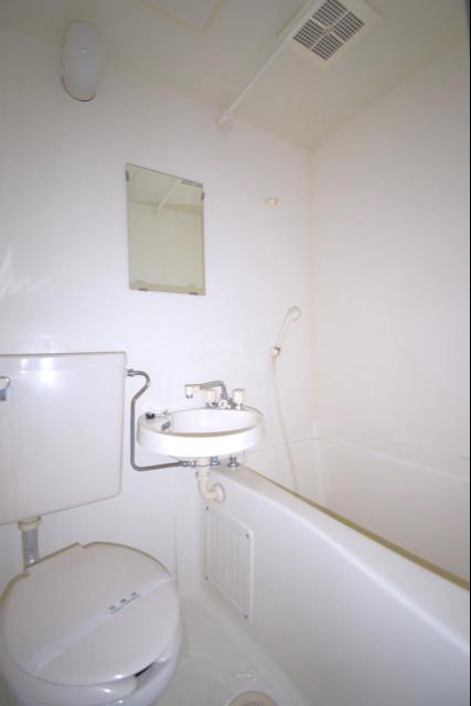 アンクルアベニュー