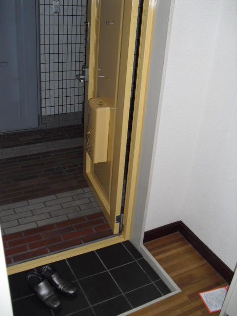 三晃ハイツ