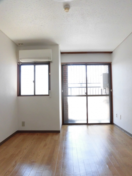 緑の館アネックス