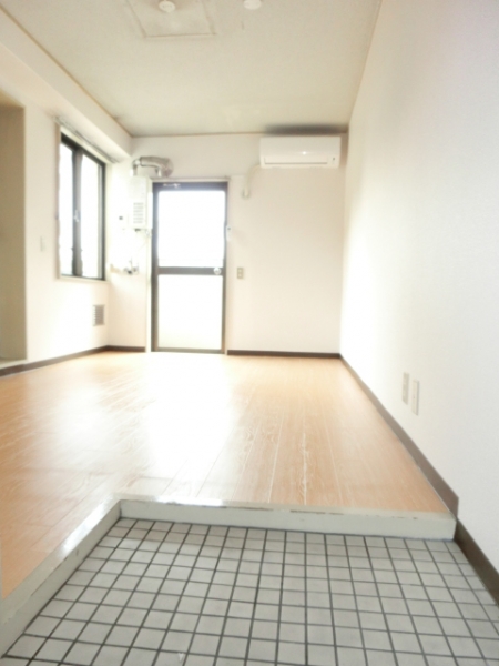 ライブコート二軒茶屋