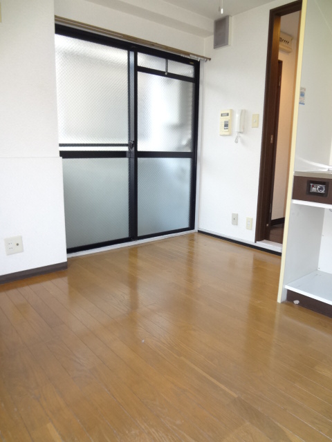 ロイヤル紫野