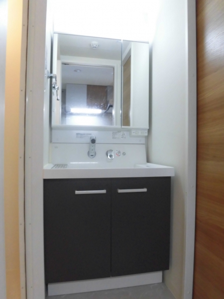 シャーロット・オーク