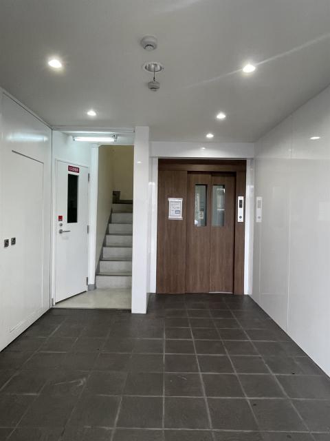 フローレス北山