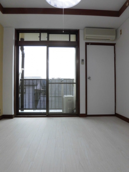 ハイツ高畠