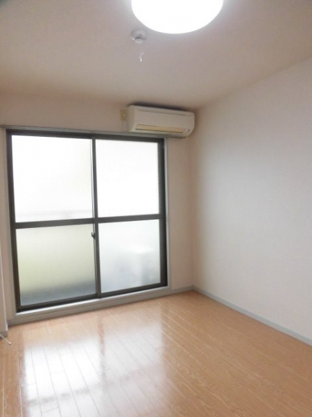 ハイツ静市