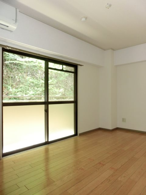 メゾンジョアII