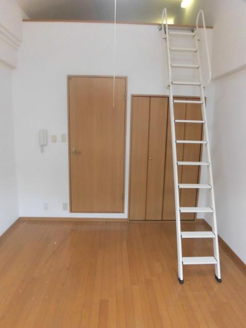 メイプル等持院