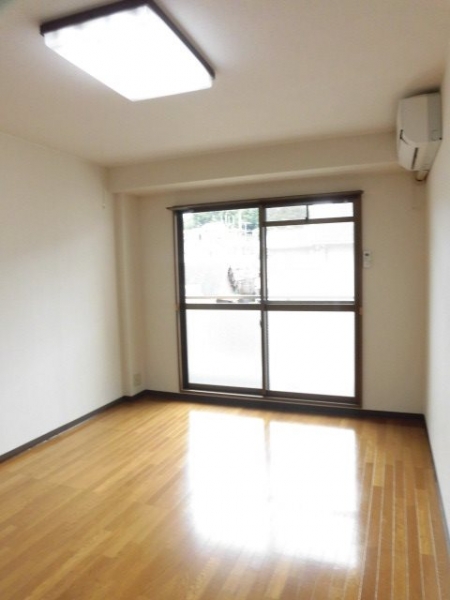 メゾン神楽丘