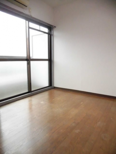 セラヴィ岩倉