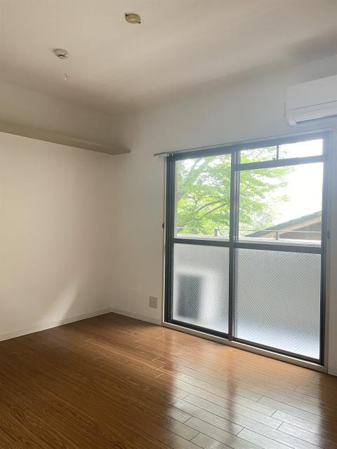 ヤングヴィレッジ嵯峨