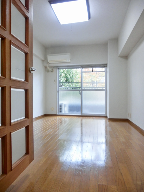 メゾンエスポワールハツダ