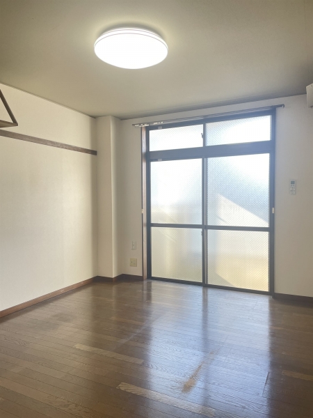 ジュネス新町