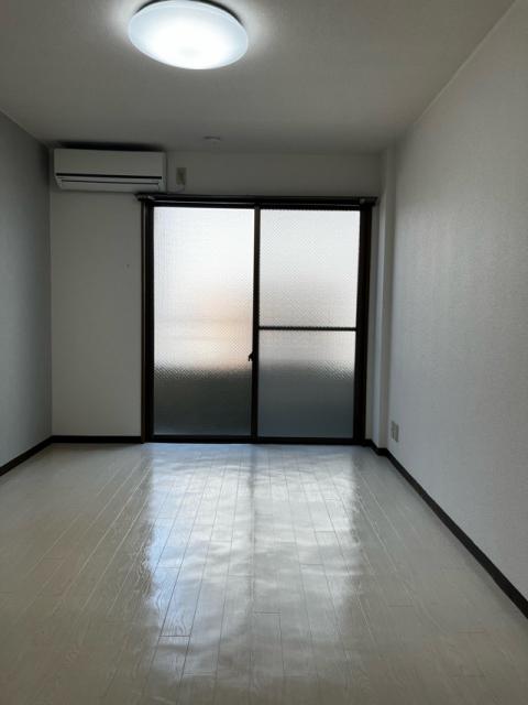 メゾンプリマベーラ