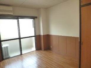 ヴィラリッチーニ1号館