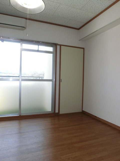 新山荘
