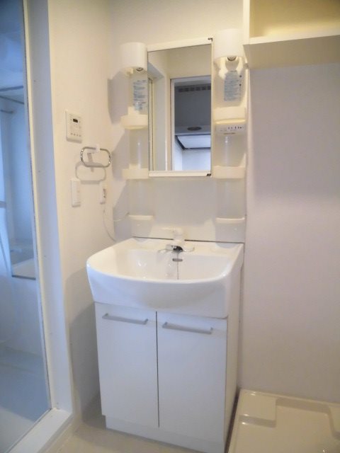 ヴィヴィ・紫野