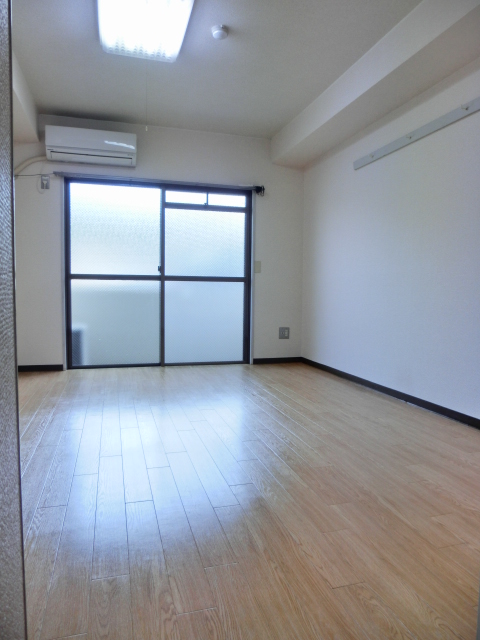 コーポフローレル