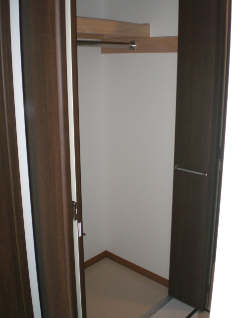 ホワイトハイムKAGAMIISHI