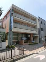 地下鉄「鞍馬口」歩１分！烏丸通り沿い2005年築オートロック付３セパです！